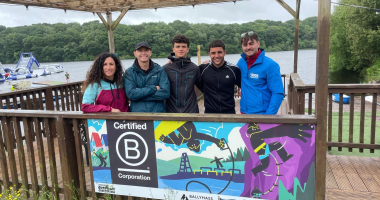El profesor Juan Félix López visita a los alumnos del CFGM Guía en el Medio Natural y de Tiempo Libre en Irlanda